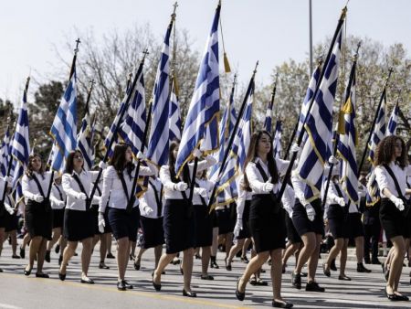 25η Μαρτίου: Οι κυκλοφοριακές ρυθμίσεις που θα ισχύσουν στην Αθήνα για την μαθητική και στρατιωτική παρέλαση
