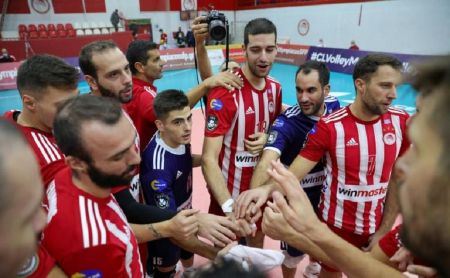 LIVE – Ολυμπιακός – Κομάρνο