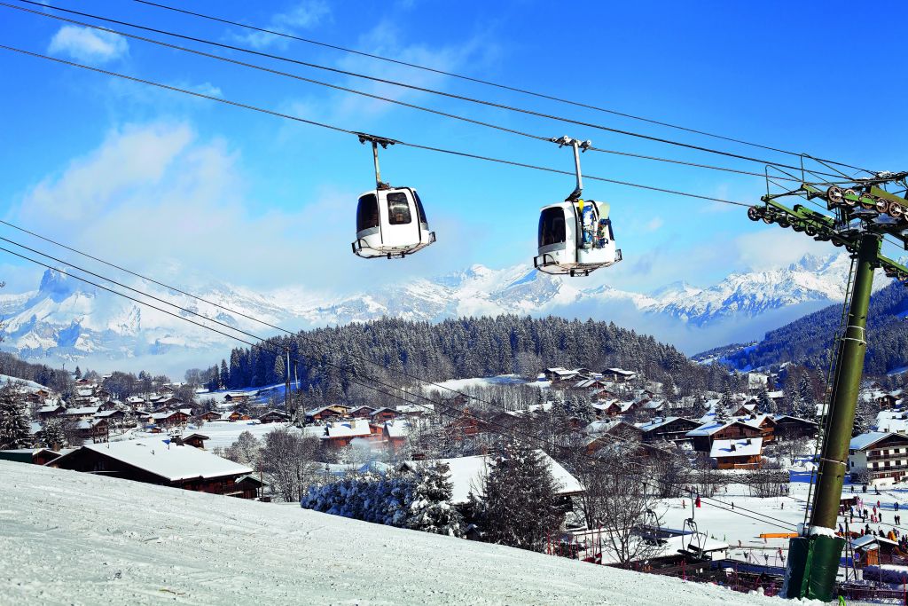 Μεζέβ, Αριστοκρατικές εξορμήσεις στα χιόνια