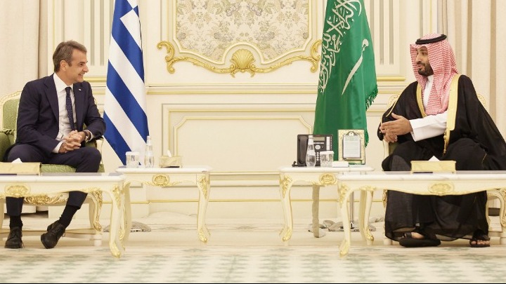 Το κοινό ανακοινωθέν Ελλάδας – Σαουδικής Αραβίας μετά την επίσκεψη Μητσοτάκη στο Ριαντ