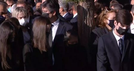 Φώφη Γεννηματά – Συγκλονιστικές εικόνες στο Α’ Νεκροταφείο