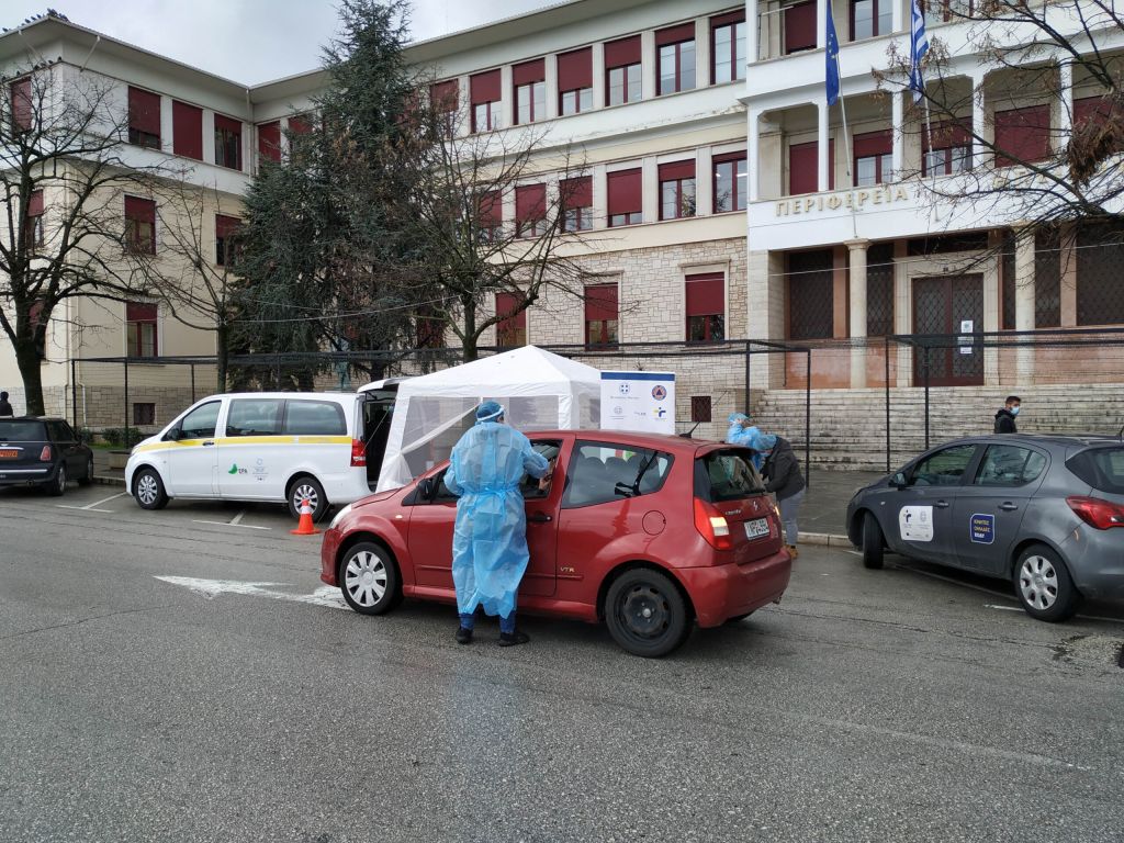 Focus Bari|YouGov Poll: One in five Greeks reluctant to get COVID-19 vax or deniers