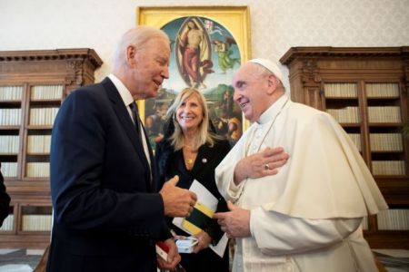 Συνάντηση Μπάιντεν με Πάπα Φραγκίσκο