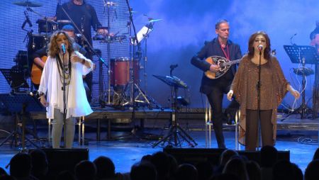 Σπίτι με το MEGA – Δείτε πρώτοι μουσικά αποσπάσματα από την σημερινή εκπομπή