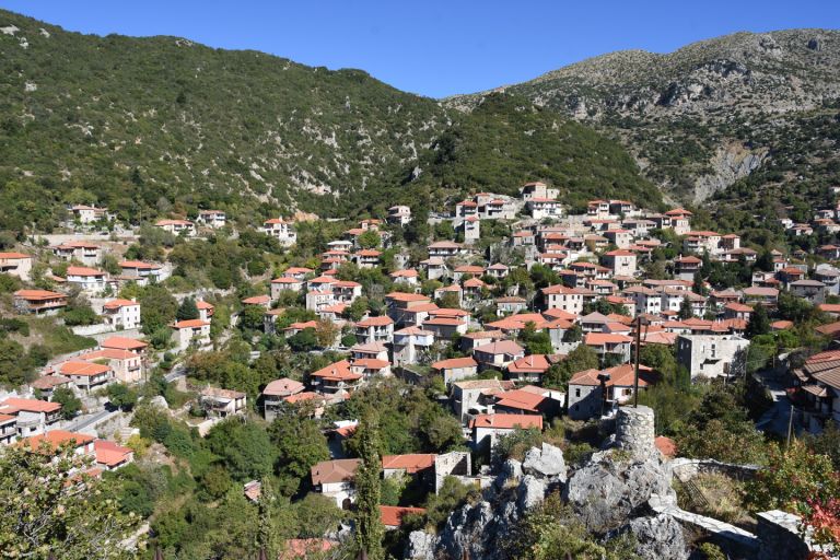 «Ζεστάθηκαν» το τετραήμερο τα ξενοδοχεία χειμερινών προορισμών αλλά κινδυνεύουν και πάλι να… παγώσουν