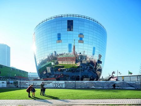 Ολα στο φως