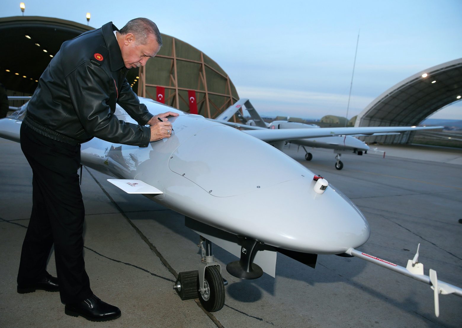 Ρωσοτουρκική διένεξη για τα drones της Ουκρανίας – Νίπτει τα χείρας του ο Τσαβούσογλου