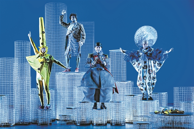 «Τα μαγικά μαξιλάρια» στη Λυρική Σκηνή