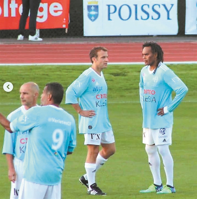 Οταν ο Καρεμπέ συνάντησε τον Μακρόν…