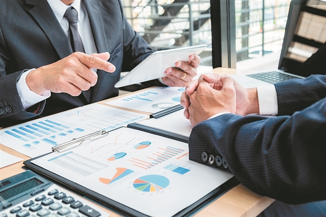 «Νάρκη» Eurostat στο ελληνικό δημόσιο χρέος