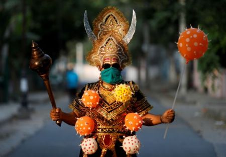 Κορωνοϊός – Σπάει το φράγμα των 5 εκ. νεκρών