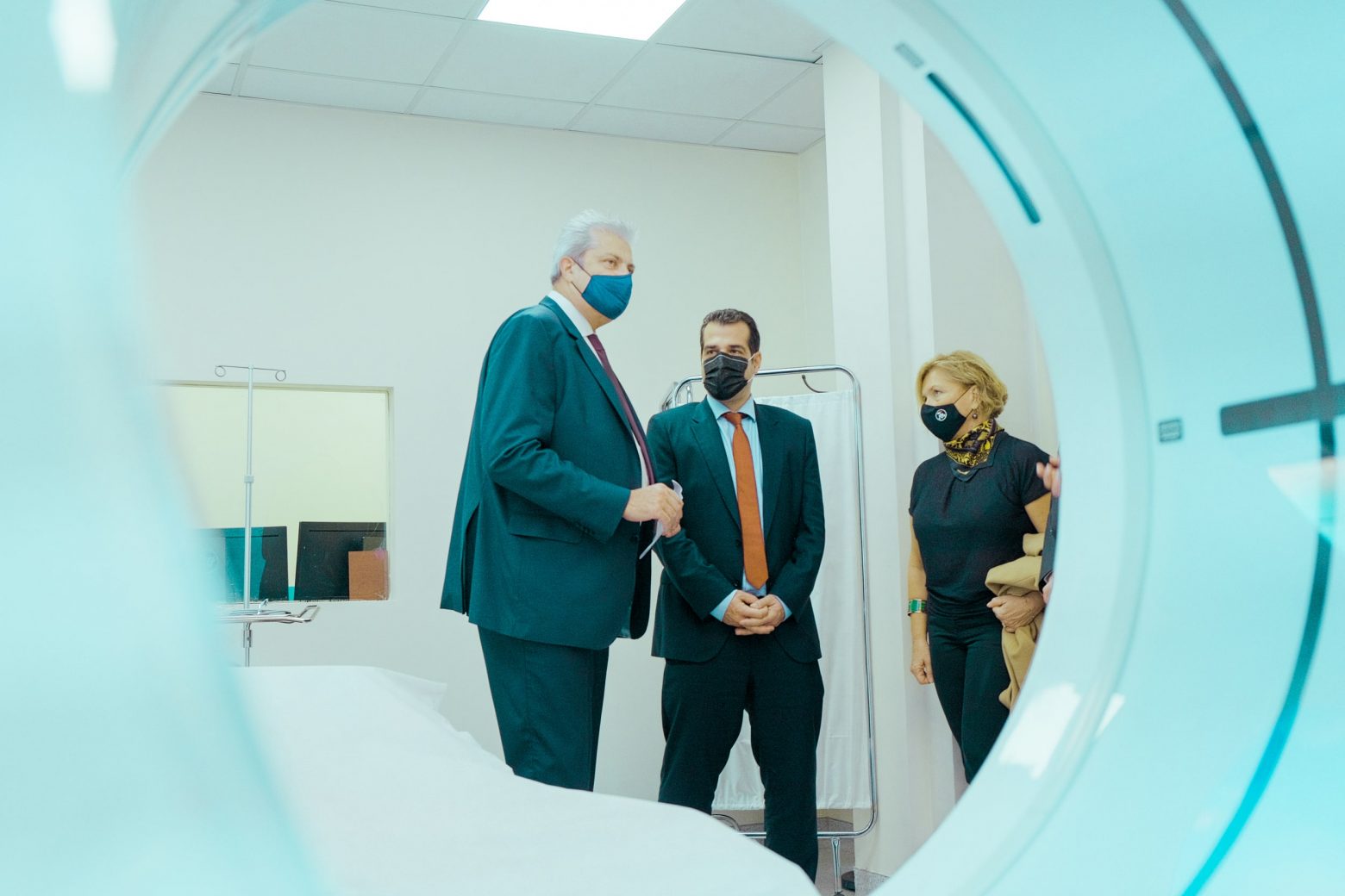 Νοσοκομείο «Σωτηρία» – Τον νέο αξονικό τομογράφο εγκαινίασαν Πλεύρης και Γκάγκα