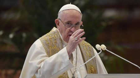 Tέμπη: Ο Πάπας Φραγκίσκος προσεύχεται για τα θύματα