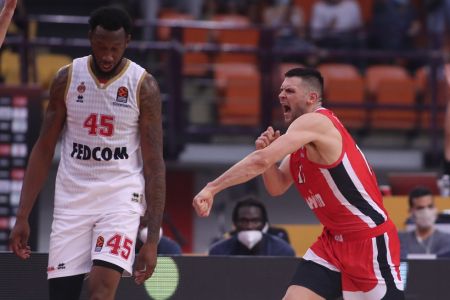 Μεγάλη νίκη του Ολυμπιακού στο ΣΕΦ 86-65 τη Μονακό