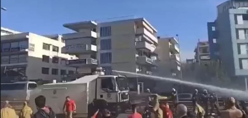 Επεισόδια στην Κηφισίας στη συγκέντρωση των Πυροσβεστών