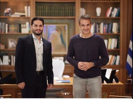 Δέσμευση Μητσοτάκη για τις συντάξεις των ομογενών της Αλβανίας – Η συνάντηση με τον Χρήστο Μάστορα