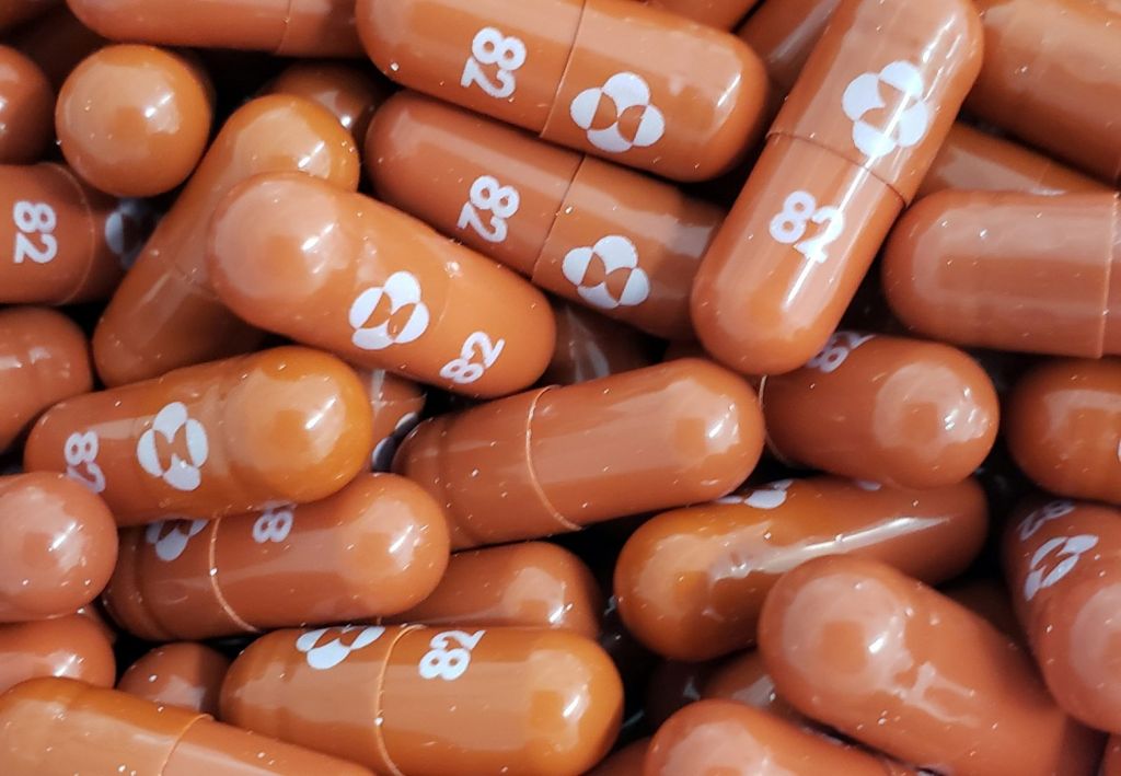 Κορωνοϊός –  Τι ξέρουμε για τα χάπια Merck και Pfizer – Ποιο δουλεύει καλύτερα;