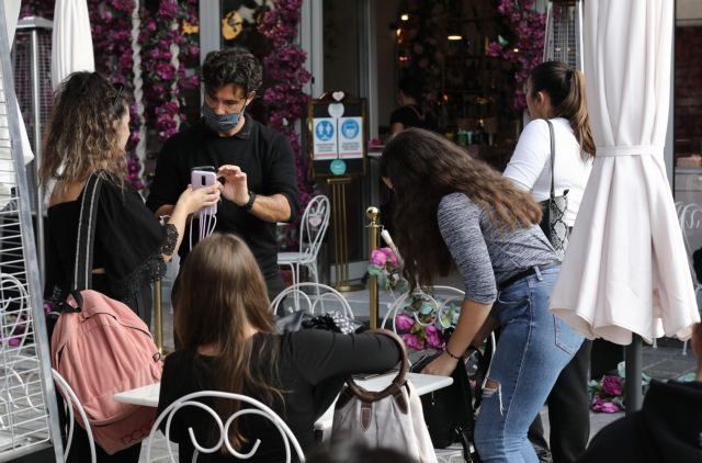Merchants – How much is the reduction of unvaccinated customers in stores – Demands and the government | tovima.gr