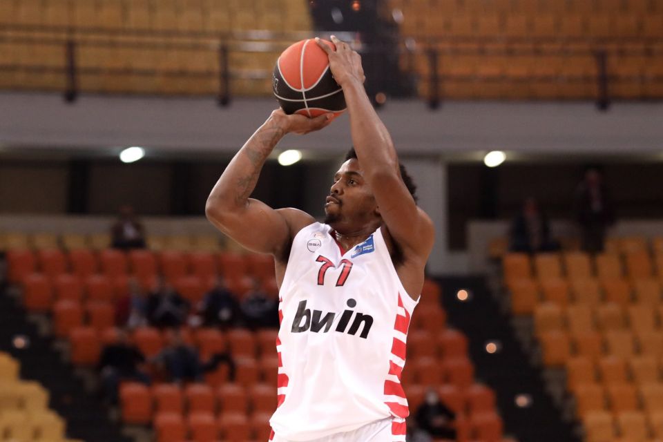 Νίκη για τον Ολυμπιακό στο ΣΕΦ 86-68 τον ΠΑΟΚ