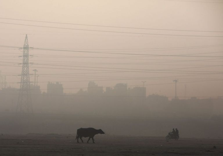 Ινδία – Κλείνουν τα σχολεία στο Νέο Δελχί μέχρι νεωτέρας λόγω ρύπανσης | tovima.gr