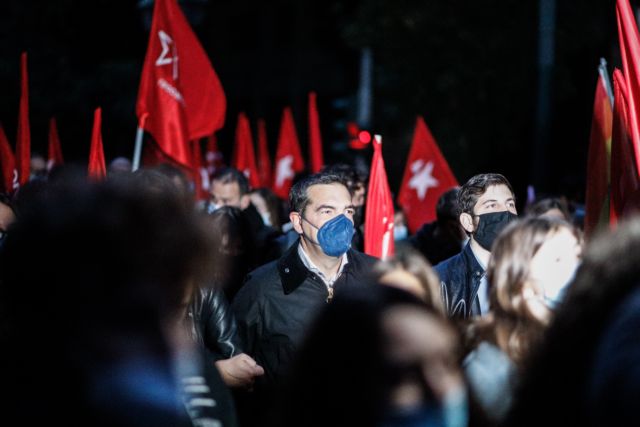 Πολυτεχνείο – Στην πορεία ο Αλ. Τσίπρας – Οι αγώνες της νεολαίας είναι ελπίδα για ένα καλύτερο αύριο