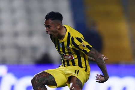 Τσούμπερ και Αραούχο φωνάζουν «παρών» στο ντέρμπι του ΟΑΚΑ