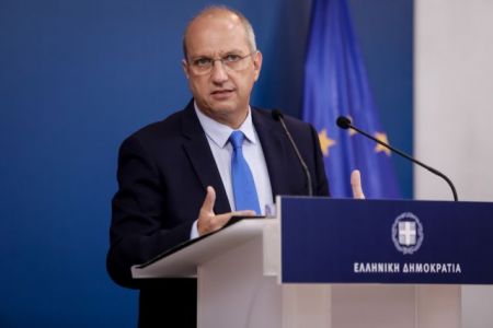 Οικονόμου – Ο Πολάκης επιμένει να στηρίζει τους αντιεμβολιαστές