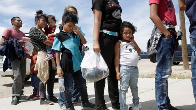 Μεξικό – Νέο καραβάνι μεταναστών στο δρόμο για τις ΗΠΑ | tovima.gr
