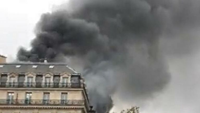 Γαλλία – Μεγάλη φωτιά σε κτίριο στο Παρίσι | tovima.gr
