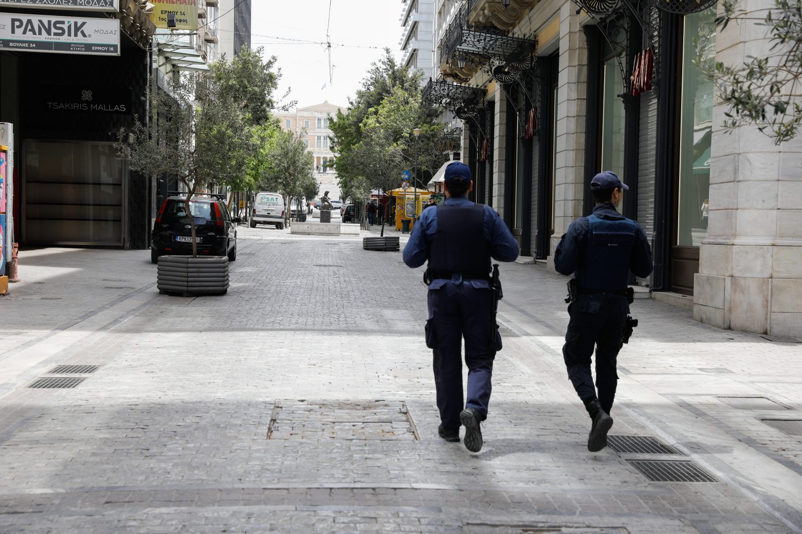 ΣΥΡΙΖΑ κατά Σκέρτσου για τα περί ανεμβολίαστων αστυνομικών