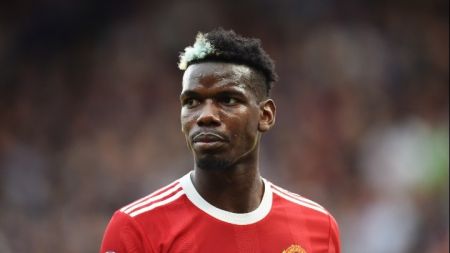 Μάντσεστερ Γιουνάιτεντ – Κίνδυνος να μείνει εκτός δράσης τρεις μήνες ο Πογκμπά