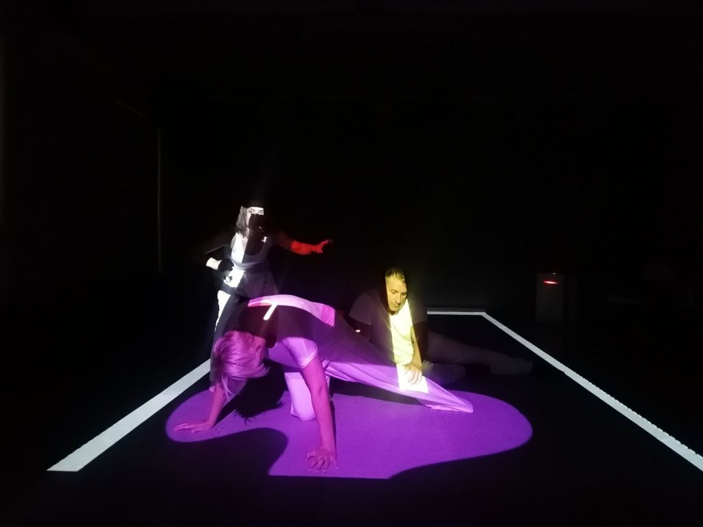 Iστορίες σε playback