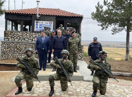 Μήνυμα Θεοδωρικάκου για τη γιορτή των Ενόπλων Δυνάμεων