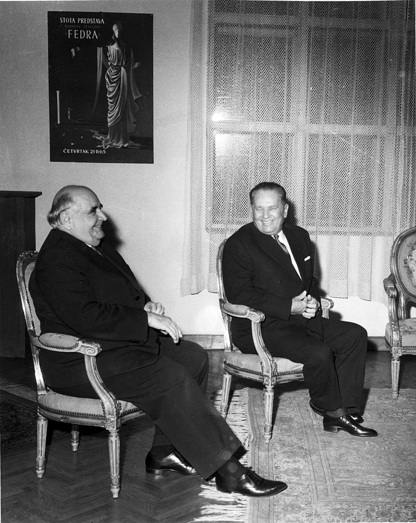 Μίροσλαβ Κρίλεζα –  Ενας κόσμος σε βαθιά παρακμή