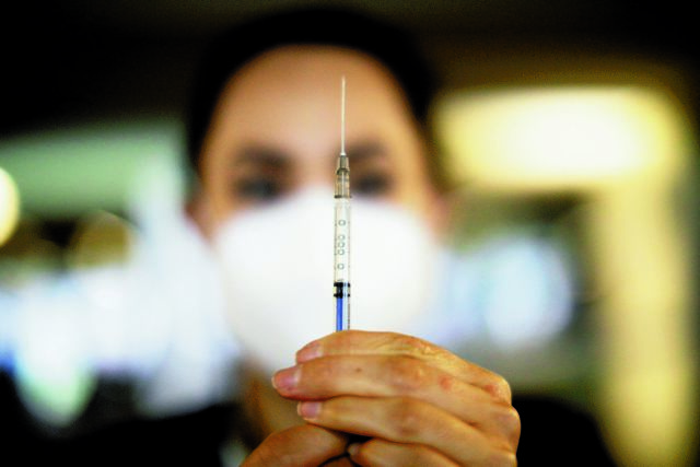 Εμβόλιο – Ποιοι δεν πρέπει να κάνουν τρίτη δόση – Οι προτεινόμενοι συνδυασμοί | tovima.gr