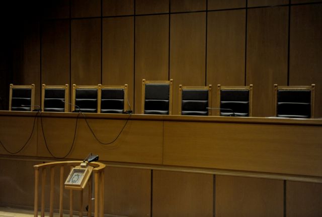Τρίωρη στάση εργασίας την Τρίτη των δικαστικών υπαλλήλων | tovima.gr