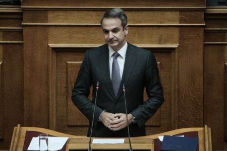 LIVE – Ομιλία Μητσοτάκη στη Βουλή – Απαντά στον Τσίπρα για την ακρίβεια