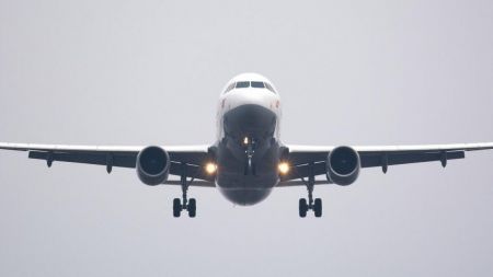 Τρόμος στον αέρα – Άνδρας αυτοκτόνησε μέσα στο αεροπλάνο