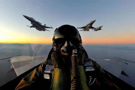 Η αναβάθμιση των ελληνικών F-16 και οι δυσκολίες του F-35