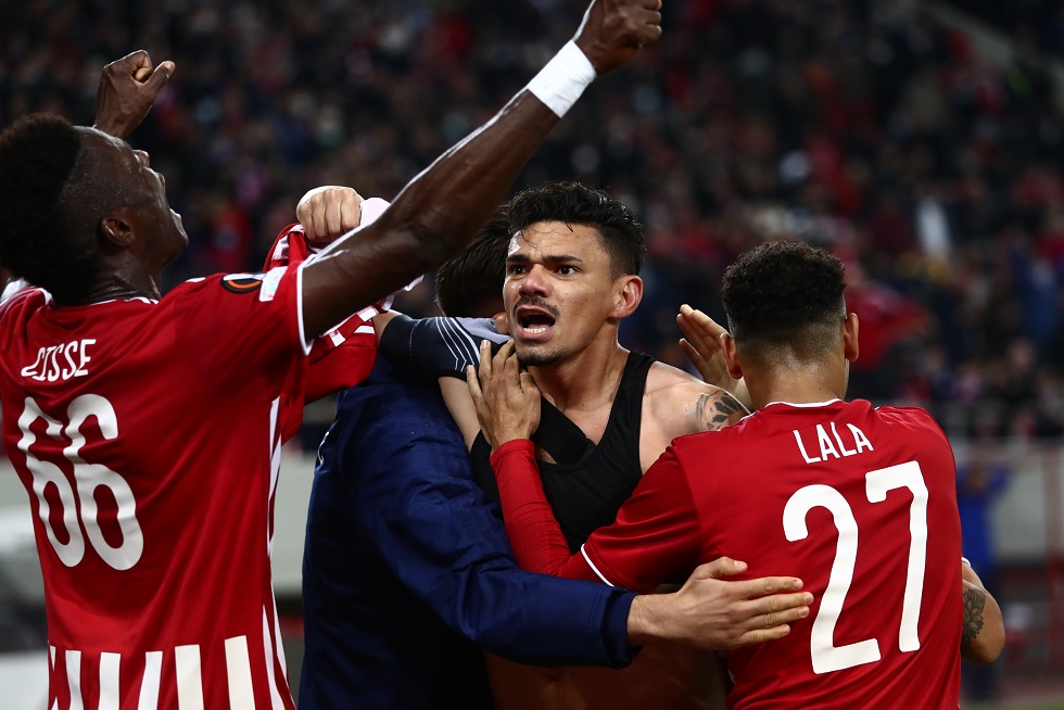Θρυλική πρόκριση – Με Τικίνιο ο Ολυμπιακός 1-0 τη Φενέρ