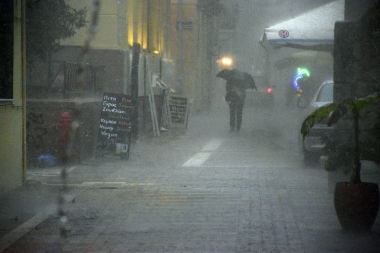 Προειδοποίηση Αρναούτογλου – Κίνδυνος πλημμυρών – Πώς θα κινηθεί η κακοκαιρία | tovima.gr