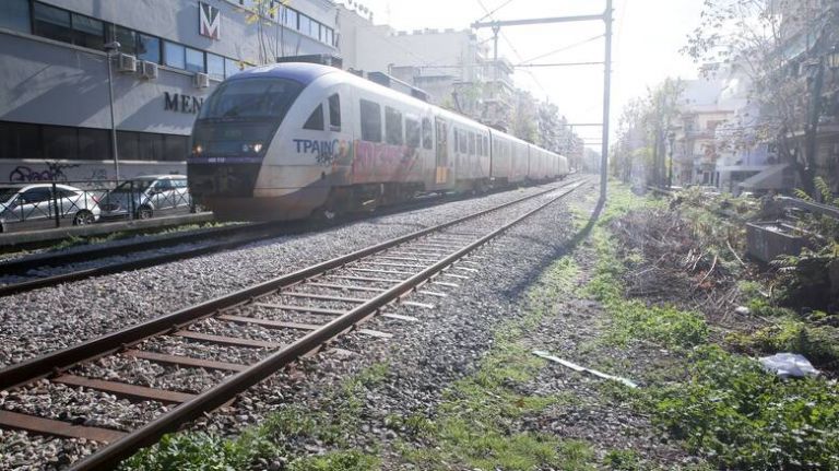 Μεταξουργείο – Νεκρός ανασύρθηκε ο άνδρας που παρασύρθηκε από τρένο | tovima.gr