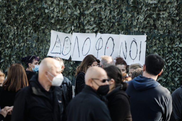 Κερατσίνι – Συγκέντρωση διαμαρτυρίας για την 8χρονη Όλγα | tovima.gr