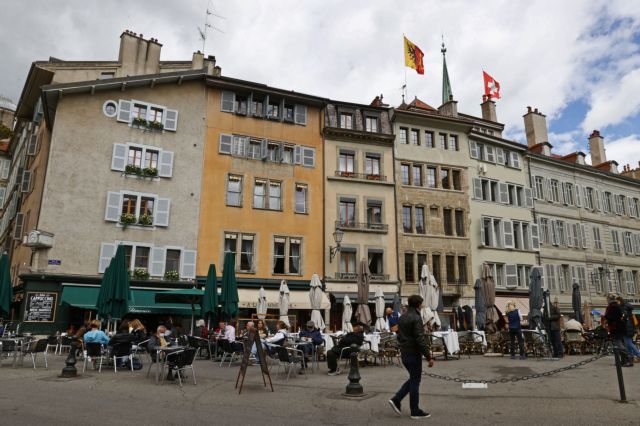 Ελβετία – Οι πολίτες είπαν «ναι» στο κυβερνητικό σχέδιο διαχείρισης της πανδημίας σύμφωνα με τα πρώτα αποτελέσματα