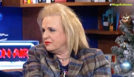 Ματίνα Παγώνη – «Από μαθήτρια ντύνομαι extreme»