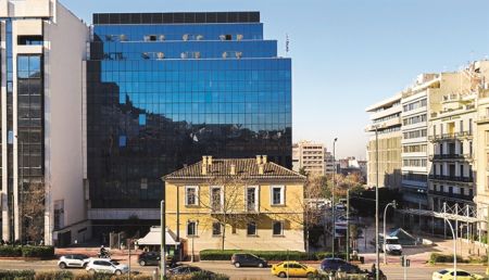 Αξία έχει να βρισκόμαστε στο πλευρό των ανθρώπων