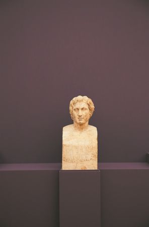 Το Λούβρο στην Αθήνα