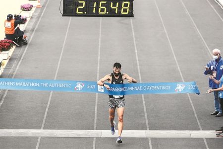 Παγκόσμια γιορτή στους δρόμους της Αθήνας