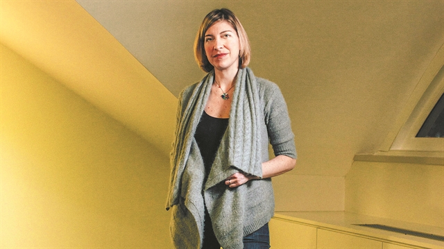 Η Ιστορία ως μυθοπλασία