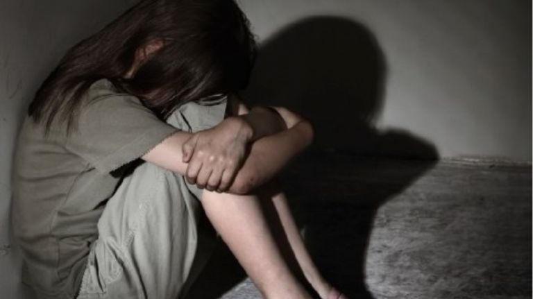 Ασέλγεια 11χρονης – Ολόκληρη η μήνυση κατά του καθηγητή της – Ο εφιάλτης και οι αυτοκτονικές τάσεις | tovima.gr